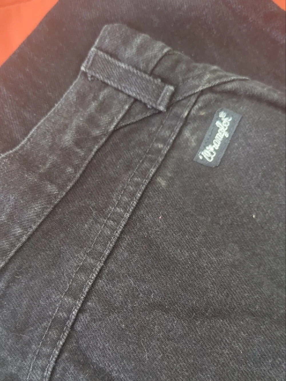 Wrangler slim straight
